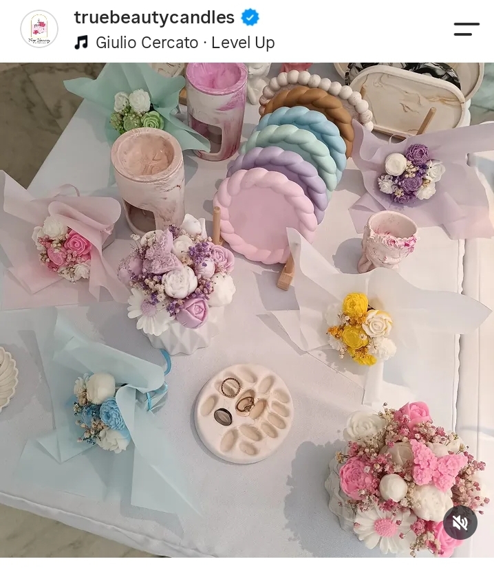 Velas e bases em tons pastel por Aluna do Kit