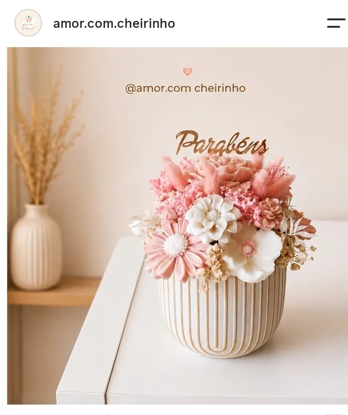 Arranjo floral em gesso por Aluna do Kit